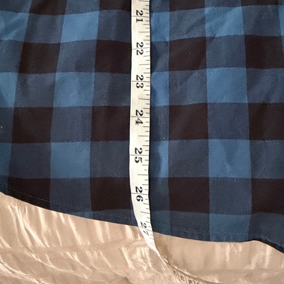 Patagonia long sleeve button down shirt medium - Picture 8 of 8